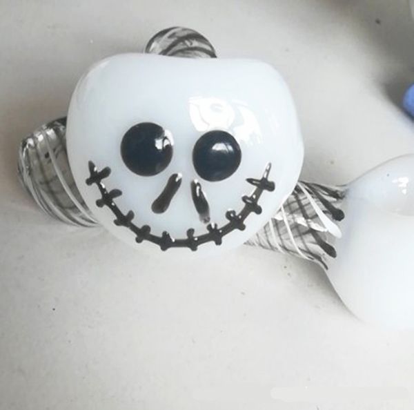Pipas de mano de vidrio soplado para fumar Cuchara de vidrio Pyrex Estilo de Halloween Mini Tazón pequeño Pipa Piezas de olla únicas