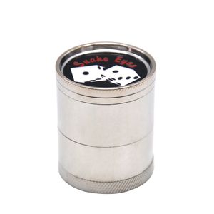 Smoking Shop CNC Tanden Filter Net Diameter 38 mm Vierlaags Poker Rookmolen Twee dobbelstenen Vier kaarten Zwarte Achtergrond Bong