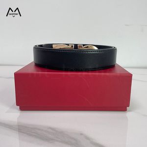 Ceinture en cuir lisse ceintures de luxe designer pour hommes grande boucle chasteté masculine top mode mens largeur 3.5cm double lettres taille en gros