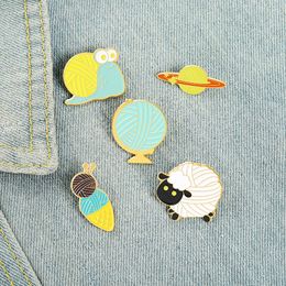 Slak schapen kawaii emaille broches pin voor vrouwen mode jurk jas shirt demin metal grappige broche pins badge promotie cadeau