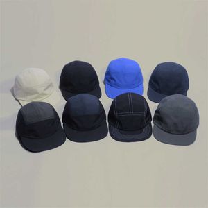 Snapbacks Nieuwe 5 panelen Classic Baseball Cap Short Brim Baseball Cap Taslon Splash Proof Fabric Quick Dry Hat Flat Big Size Camp Cap G230508