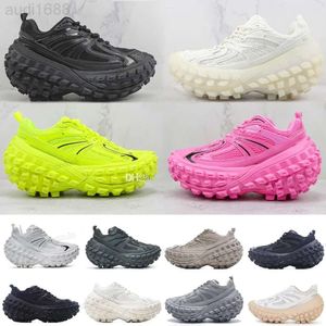 Sneaker Defender Hommes Femmes Chaussures Casual Designer Caoutchouc Plateforme Pneu Chaussure Baskets Beige Noir Kaki Armée Vert STARS LOVE Hommes Papa Formateurs SportsG