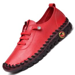 Sneaker schoenen lederen loafers voor vrouwen comfortabele slip bij hand naaien draad mom zapatillas de mujer 240420
