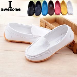 Sneakers 12 kleuren alle maten 21-36 kinderen schoenen pu lederen casual stijlen jongens meisjes zachte comfortabele loafers glijden aan kinderen 221107