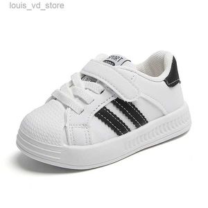 Sneakers 2 gestreepte witte casual schoenen voor babyjongen meisje merk kinderen sneaker witte kinderen sportschoenen peuter wandelschoenen 0-3 jaar t240415