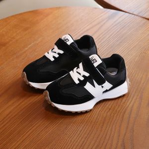 Sneakers 2022 Nouveau style 3 couleurs Soft Sole Boys Girls Chaussures Lowtop Casual Breathable Student Sports Chaussures Taille 2136 Girl Sneakers