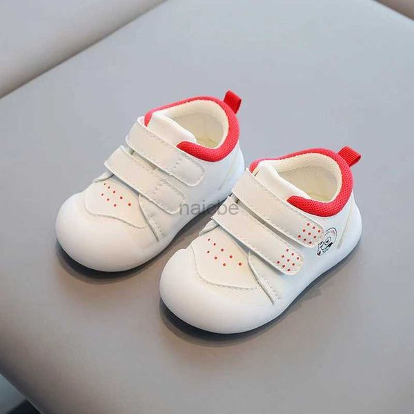 Baskets bébé garçons et filles blanc en cuir souple semelle en caoutchouc anti-dérapant en plein air premier marcheur chaussures de sport 240322