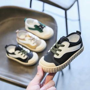 Zapatillas de lona de niñas de zapatillas para niñas 2021 zapatos de bebé y preescolar de otoño