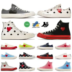 Sneakers Chaussures décontractées Blanc High Cut 1970 Tennis Loafer Summer Toile d'art noir Dot imprimé des années 1970 Blue Designer Love Big Eyes Pink Skate Heart Pattern Trainers