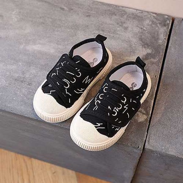 Zapatillas de deporte Zapatos de lona para niños para niñas 2023 Verano Otoño Nuevo Color Caramelo Casual Hook Loop All-Match Kindergarten Boys Flats Lindo L0825