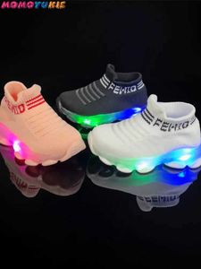 Sneakers Kinderen Led schoenen jongens meisjes verlicht gloeiend voor Kid Green Black Baby met Luminous Sole Q240412