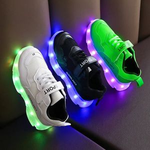Sneakers Kinder-LED-lichtgevende schoenen USB-oplaadschoen met licht Lichtgevende kinderschoenen Sportschoenen voor jongens en meisjes kinderschoenen 231102