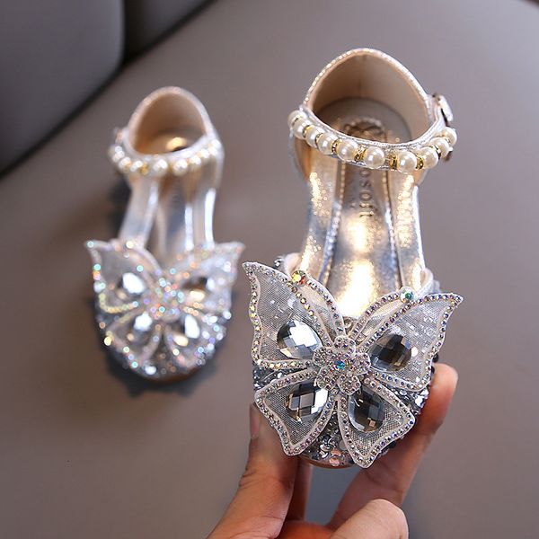 Zapatillas de deporte para niños bodas para niños zapatos lentejuelas de encaje de encaje para niños lindos princesa princesa dance soltero chicas casuales zapato 230814