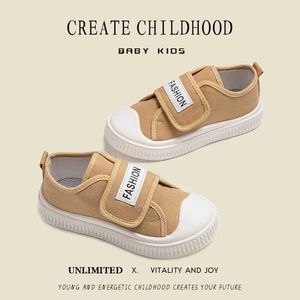 Sneakers Childrens Canvas Girls schoenen Laaggesneden sneakers Childrens White Shoes Summer Nieuwe Trendy Shoes Boys Q240527