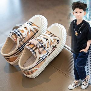 Sneakers Childrens canvas schoenen 2023 vroege herfst nieuwe jongens doek casual bord meisjes mode anti slip H240411