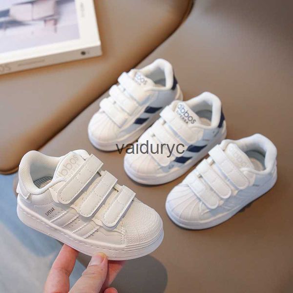 Sneakers Childrens Little White Shoes Boys Shell Bidboard 2023 Automne Nouvelle Soft Sole Girls Sports Fashion and Casual H240411