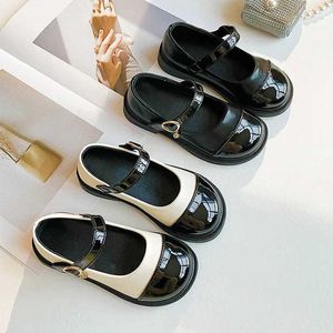 Sneakers Childrens Mary Jens Elegant Four Seasons Soft Girl Leather Shoes Black and White Classic Light 23-37 Prinses Princess Shoes Q240506