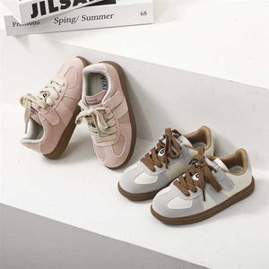 Zapatillas para niños de zapatillas 2024 Spring Leisure Fashion Simple Board Fashion Media y Big Casual Little Baby H240510