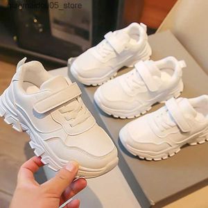 Sneakers Childrens Shoes Boys Fashionable Pu Leather Childrens White School Tennis Shoes Spring Version Girls Schouder Running Shoes Q240413