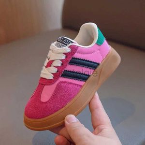 Sneakers Childrens Suede Color Patchwork Casual Shoes Girls and Boys Lace Sports Shoes Herfst 2022 Childrens Walking and Running Sports Grootte 26-37 D240513