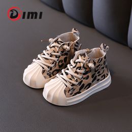Sneakers Dimi Autumn Baby Boots For Boy Girl 03 jaar Microvezeldederen baby Martin schoenen Flat Nonslip Ankle Kid Toddler Boots 230811