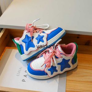 Zapatillas de deporte Zapatos de vestir Primavera y otoño Nuevos zapatos de pan de estrella para niños y niñas Pequeña multitud Estudiantes de China-Chic Zapatos blancos pequeños Zapatillas de deporteH240307