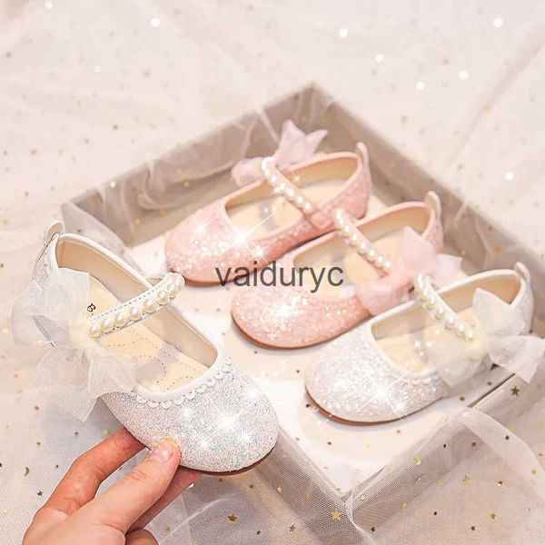 Sneakers Fashion Girl Mary Jane assiste à la fête de mariage Showcase Bow Pearl Elegant Princess Shoes C Childrens non slip old h240506