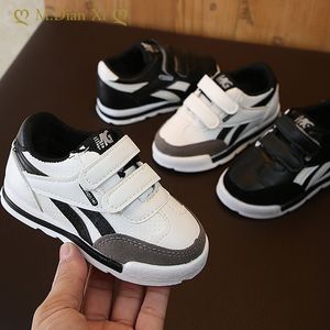 Zapatillas de deporte de moda zapatos para niños plano para niñas sandalias de niñas transpirables deportes deportes unisex eu 21-30 230203