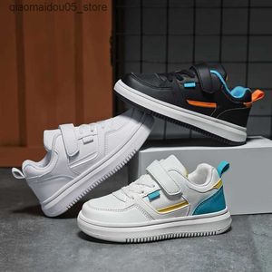 Sneakers modieuze nieuwe kinderen casual schoenen rubber school anti slip lichtgewicht tablet jongens en meisjes sport ademend wandelen Q240413