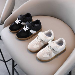 Zapatillas para niñas zapatillas de niña primavera y otoño 2024 baby anti slip deportes deportes para hombres entrenamiento moral pequeño h240510