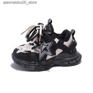 Chicas de zapatillas con suelas gruesas zapatos deportivos que absorben los amortiguadores para niños para niños zapatos de papá vintage zapatos deportivos al aire libre Q240413
