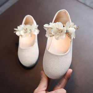 Baskets Enfants En Cuir Filles Chaussures Brillantes Fleurs Princesse Chaussures Pour Bébé Fête De Mariage Enfants Appartements Printemps Été Robe Chaussures 230721