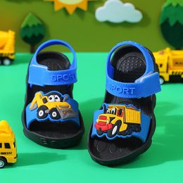 Sneakers Kids Sandals Boys Truck Cartoon Cartoon Soft Sole Nonslip First Walker PVC Summer Enfants Chaussures Hookloop Beach High Quality Nouveau