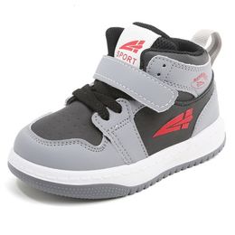 Sneakers Kleepo Kinderen jongens meisjes High Top Sport Baby Kinderen PU Leer Non Slip Casual schoenen Buiten tennis Running Schuhe 230823