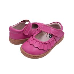 Baskets Livie Luca Chaussures pour enfants Outdoor Super Perfect Design Cute Girls Barefoot Casual 1 11 Years Old 230313