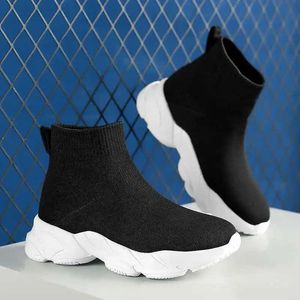 Sneakers Mwy Childrens Sports Shoes Girls Comfortabele lichtgewicht enkelschoenen sokken sportschoenen jongens schoenen meisjes maat 26-38 d240515