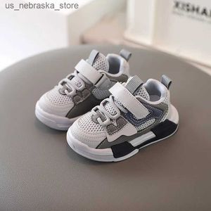 Sneakers Nouveaux chaussures décontractées 2024 pour bébé fille fille antidérapante pour les enfants résistants à l'usure du sport respirant Q240412