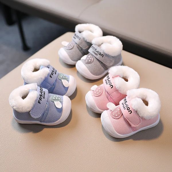 Baskets Nouvelles chaussures de bébé hiver bébé Keep chaleur peluche molle douce pour enfants basneaux baskets pour nourrissons fashion petit bébé garçons filles chaussures
