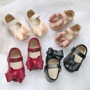 Zapatillas de deporte, zapatos de princesa para niñas, pajarita encantadora, zapatos planos para niños, cuero de PU, niño pequeño, verano, flores de primavera 220830