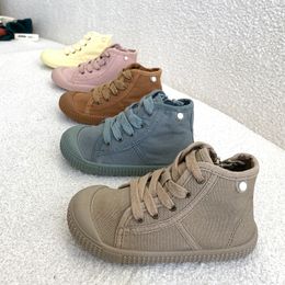 Sneakers Sepatu Kasual Anak Anak Unseks 2023 Kanvas Perempuan High Top Klasik Renda Siswa Untuk Anak Laki Laki F08141 230516