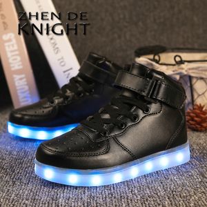 Sneakers maat 2546 LED -schoenen met lichten gloeiende slippers voor kinderen volwassen feminino tubl