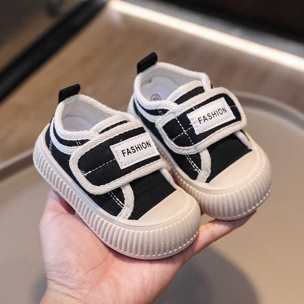 Sneakers Soft Soft Slip Baby Walking Chaussures Automne et Hiver Canvas Coton Velcro Mens Femmes Petits enfants de taille moyenne H240509