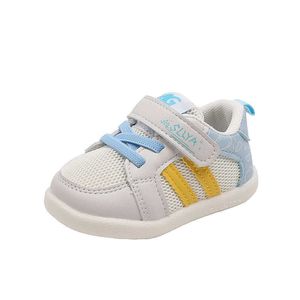 Zapatillas de zapatilla de primavera y otoño nuevo bebé doble malla suave zapatos para caminar anti -slip informal White para niños niñas H240514
