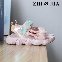 Sneakers Zomer Kinderen Sandalen Mode Meisjes Schoenen Lichtgewicht Antislip Zachte Bodem Shading Leer Leuke Meisjes Strand Sandalen Roze 8 12HKD230701