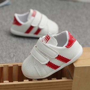 Zapatillas para niños zapatos para niños pequeños pequeños blancos de 0-2 años niños transpirables y niñas sin resbalón Soled Soled Sports H240509