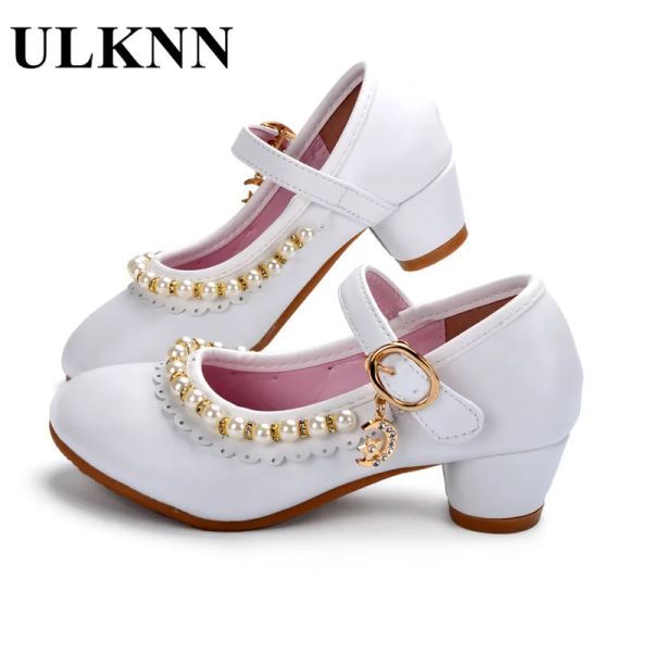 Zapatillas de zapatillas ulknn para niños zapatos sandalias de niñas volantes zapatos de relleno blanco rosado