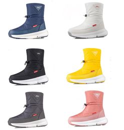 Snowboots Warmste voor dames yakuda dhgate Verdikte warme dames nti slip casual middenmouw winter pluche sport grote katoenen schoenen Sportschoenen