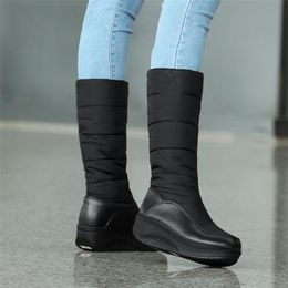 Sneeuwlaarzen Damesschoenen Zuid-Korea Stijl Platform Wiggen Mid Calf Vrouw Pluche Aumtem Winter