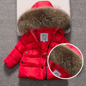 Traje de nieve con capucha para niños, abrigo de invierno para niños, ropa de nieve, ropa térmica de algodón para niños, prendas de vestir de invierno, Parkas, cuello de piel, 4-13T 21051