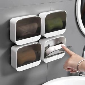 Porte-savons 1Pc salle de bain porte-savon couvercle rabattable boîte de rangement de savon outil mural sans poinçon porte-savon avec vidange ventouse porte-savon Gadgets 231024